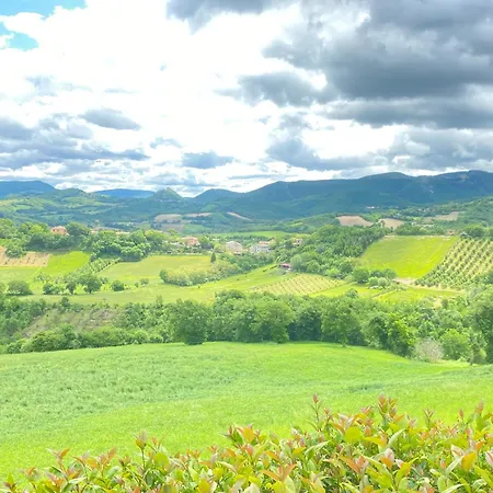 Villa Colticciola Agriturismo Marche Farm stay Cagli