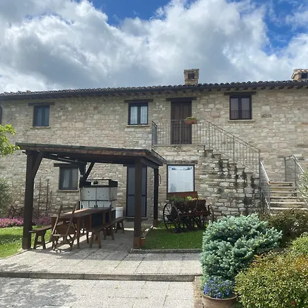 Farm stay Villa Colticciola Agriturismo Marche Cagli