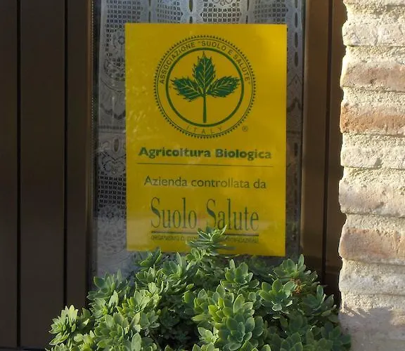Villa Colticciola Agriturismo Marche Lantgård Cagli