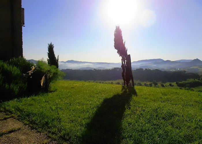 Villa Colticciola Agriturismo Marche * Cagli