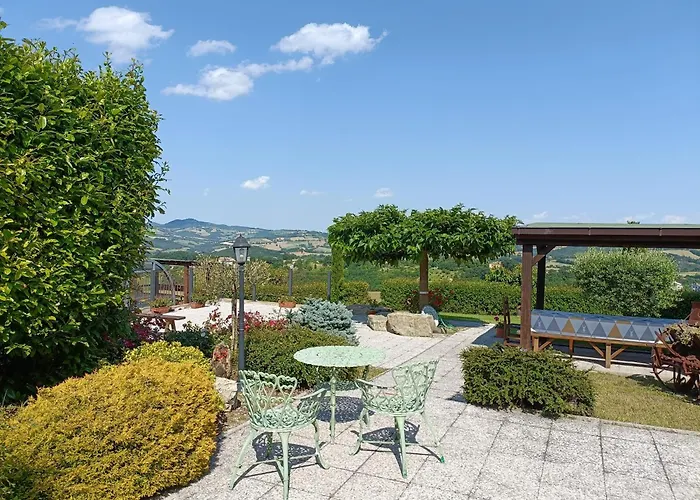 Lantgård Villa Colticciola Agriturismo Marche Cagli