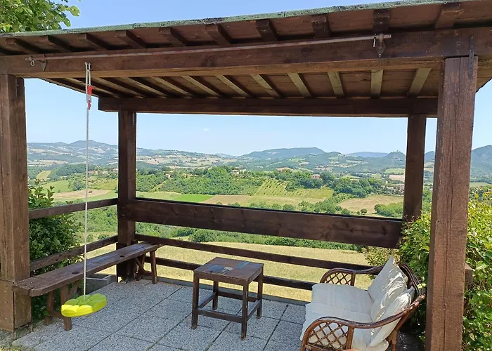 Villa Colticciola Agriturismo Marche Cagli