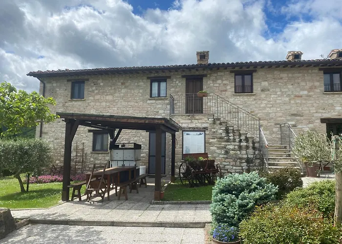 Lantgård Villa Colticciola Agriturismo Marche Cagli